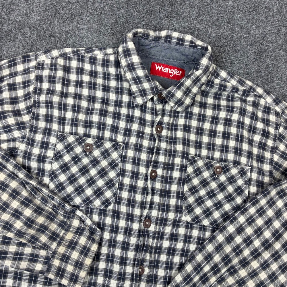 Wrangler Mens Size Large Blue White Plaid Long Sleeve Button Down Cotton Shirt